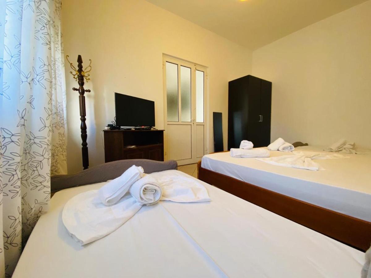 Hotel Hercules House Sarandë Exterior foto