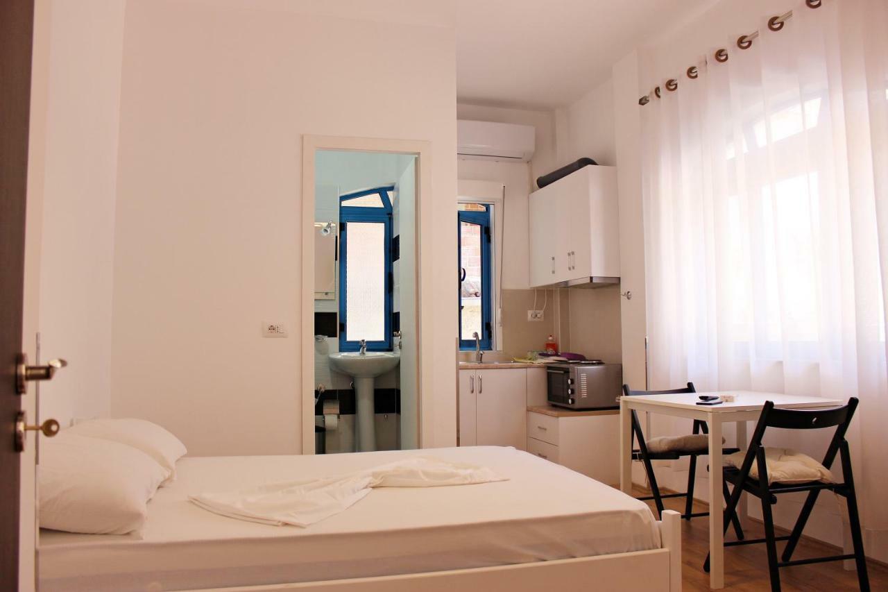 Hotel Hercules House Sarandë Exterior foto